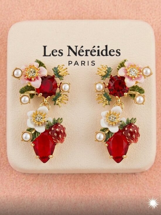 LES NEREIDES Jewelry - LES NEREIDES WILD STRAWBERRY AND STRAWBERRY FLOWER EARRINGS | ATBG1011